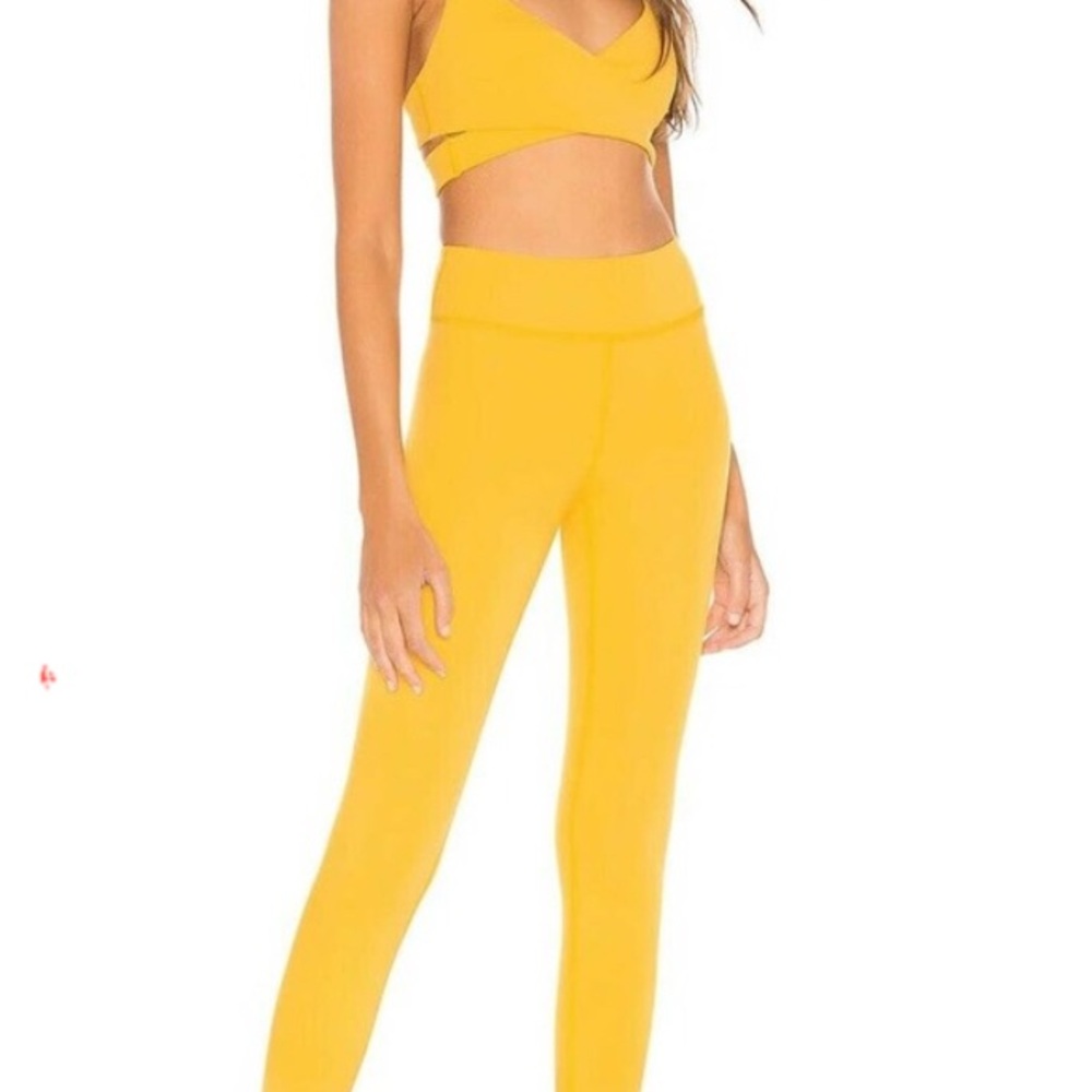 NWOT: FULL SET! Lovewave X REVOLVE Strappy Sports Bra and Leggings Set XXS⭐️💛 - Picture 3 of 11